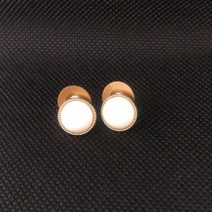 Dainty Cute Vintage Liz Claiborne Gold Tone Earrings